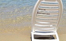 Battistina Holiday Home